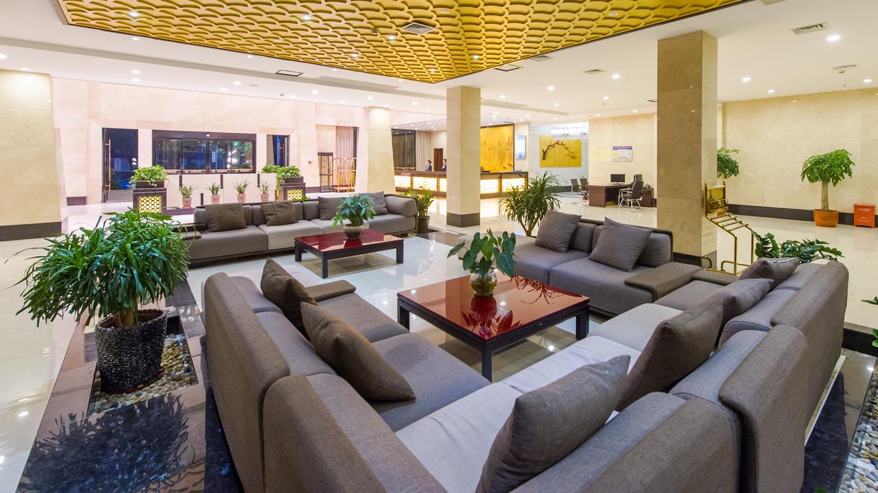 גווילין Mingfeng International Hotel מראה חיצוני תמונה